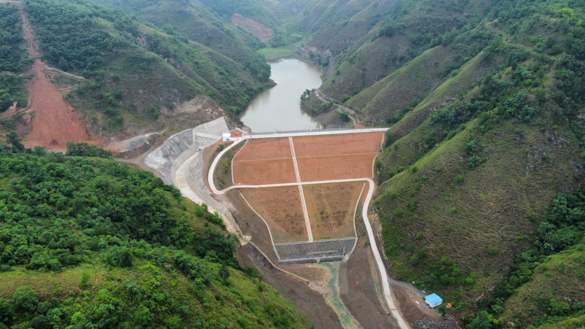 三門峽盧氏縣東沙河綜合治理工程.jpg